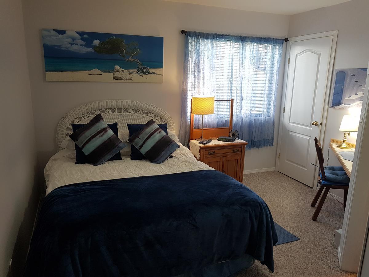 Davis Bay Bed & Breakfast Сешелт Екстериор снимка